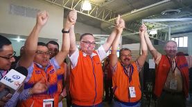 Nahin Ferrufino, candidato del partido GANA, celebra resultados del recuento de la elección municipal de San Francisco Gotera. (FOTO: LPG POLÍTICA)