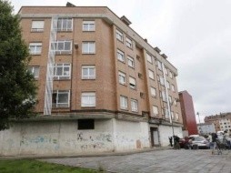 Este es el edificio donde Ana asesinó de 30 puñaladas a su esposo.