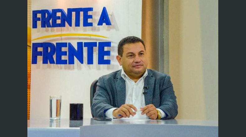 El ministro de Trabajo, Rolando Castro, dijo que como gobierno acatarán la sentencia de la Sala de lo Constitucional en materia de emergencia y pandemia. Foto: cortesía Secretaría de Prensa de la Presidencia.