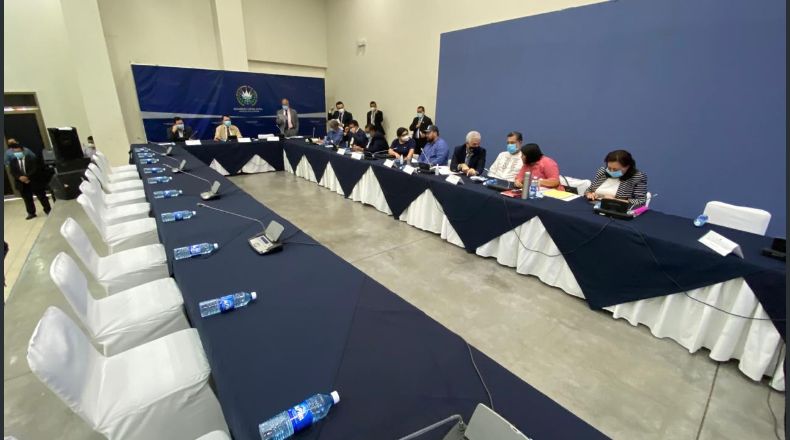 Comisión Política de la Asamblea Legislativa inicia, sin la presencia del Ejecutivo, el segundo día de trabajo. Foto: cortesía Asamblea Legislativa.