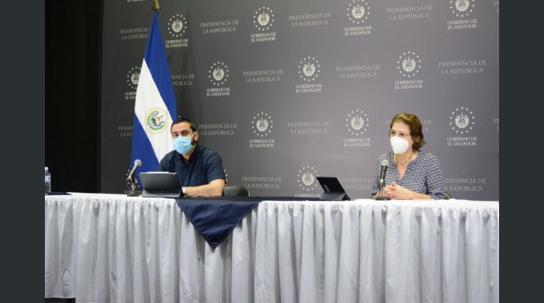 Los ministros de Salud, Francisco Alabi, y de Educación, Carla de Varela, dieron información sobre la reanudación de las clases presenciales. Foto: cortesía Secretaría de Prensa de la Presidencia.