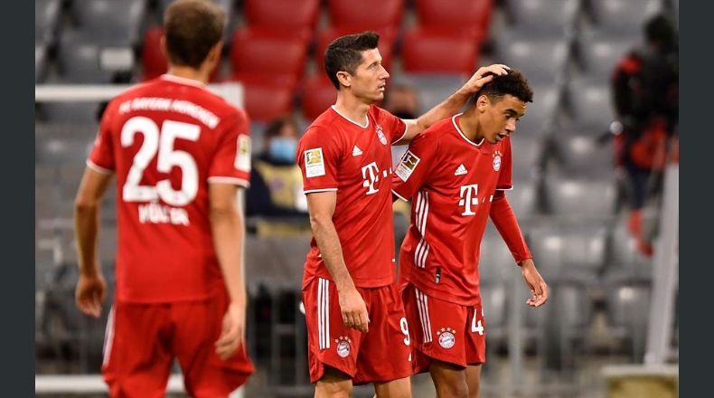 El Bayern vence 8-0 al Schalke para abrir la Bundesliga