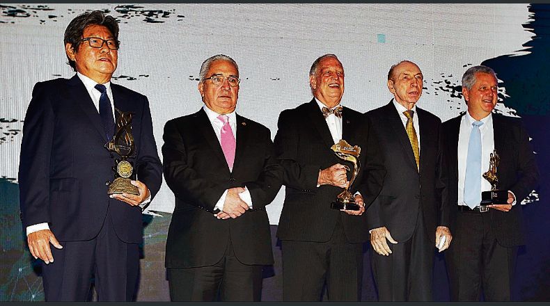 Gala.  Galvanissa, INSAFORP y AGROSANIA fueron las empresas premiadas por la ASI.