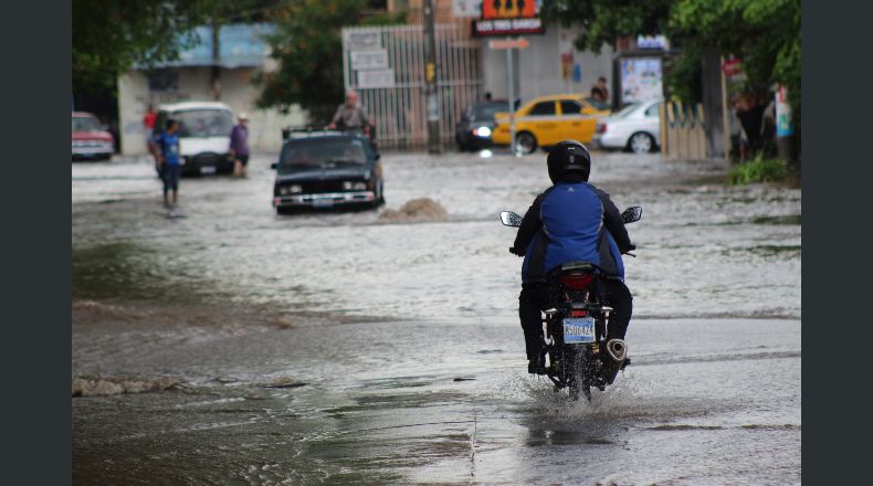 3.800 personas de la zona sur de San Miguel en alto riesgo por posibles lluvias