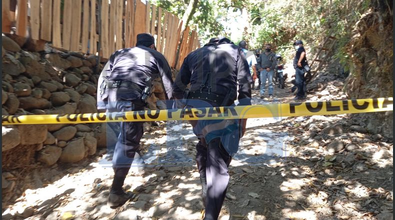 Asesinan a una bebé y lesionan a dos familiares en vivienda en Ciudad Barrios. Foto LPG/E. Boquín.