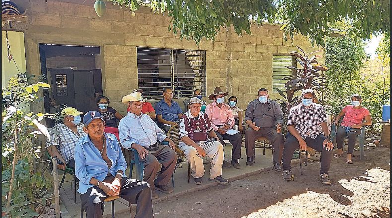 Habitantes. Los vecinos de Condadillo están organizados en directivas y congregaciones religiosas.