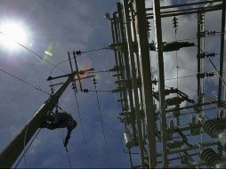 En horas de la tarde del lunes 5 se reportó el corte de energía eléctrica. Foto LPG/Archivo.