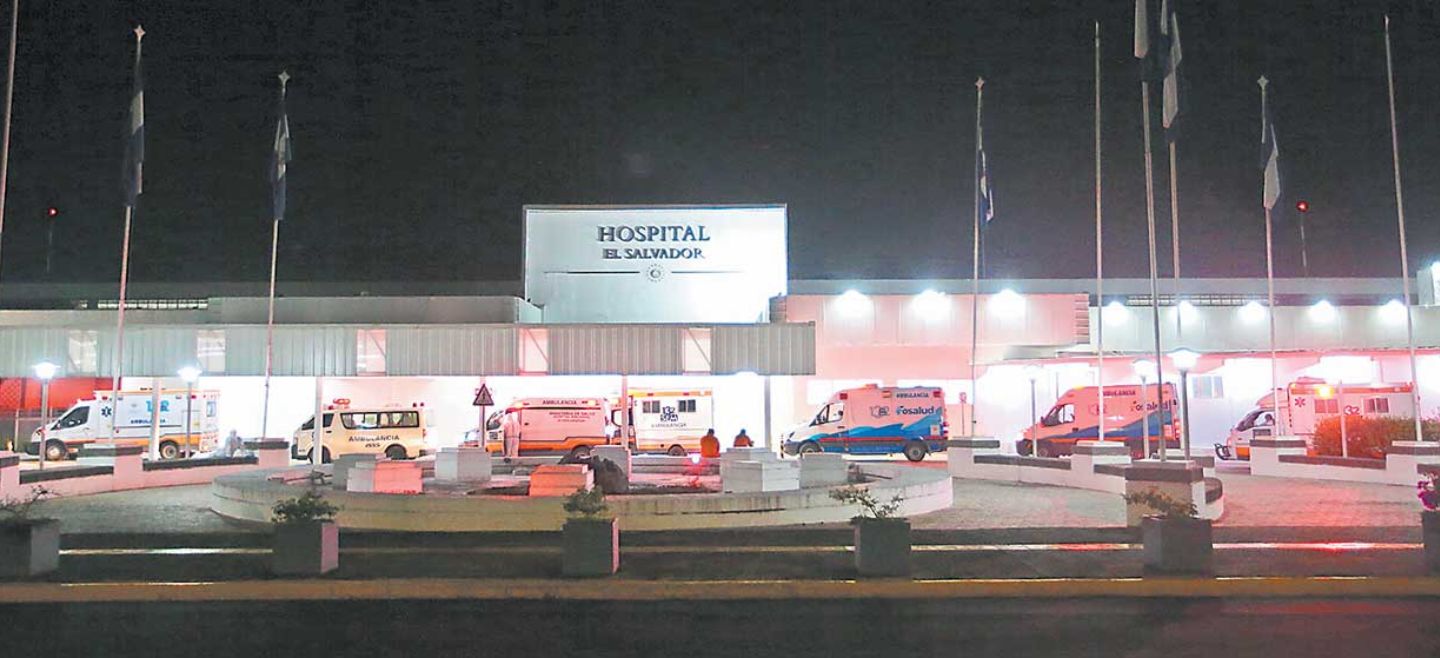 Las muertes en Hospital El Salvador.  A lo largo de pandemia hubo 4,984 muertes en el hospital especializado para covid-19