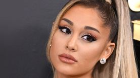 Ariana Grande contó que dejó de ponerse rellenos y bótox en 2018. Foto: Getty Images