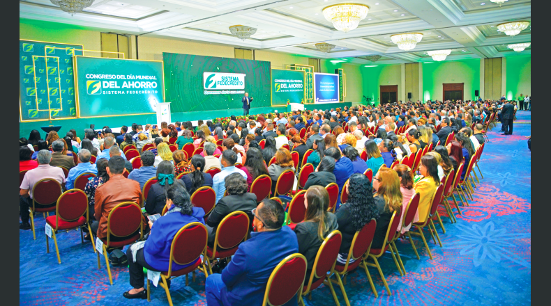 El evento contó con la ponencia magistral “El camino del bienestar practicando el ahorro”, impartida por Andrés Panasiuk.