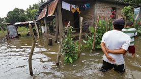 Más lluvias.  Al menos en las siguientes horas, se esperan más lluvias en el país, las cuales ingresarán por la zona oriental, según el MARN.