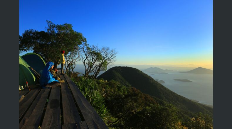 La llegada de turistas a El Salvador creció 29% en esta Semana Santa.