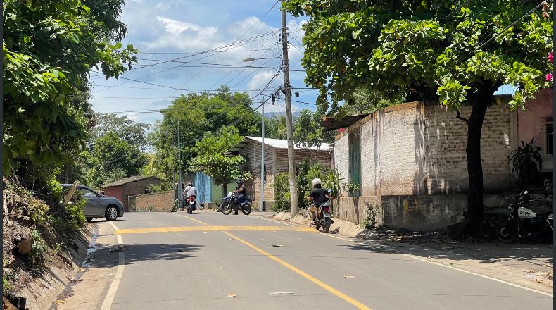 LPG/Maynor Lovo.  Los pobladores pidieron mayor presencia policial y militar en la localidad.