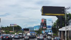 Pantallas publicitarias ubicadas en el bulevar de Los Próceres y otros puntos de San Salvador y Santa Tecla fueron objeto de un ataque cibernético.