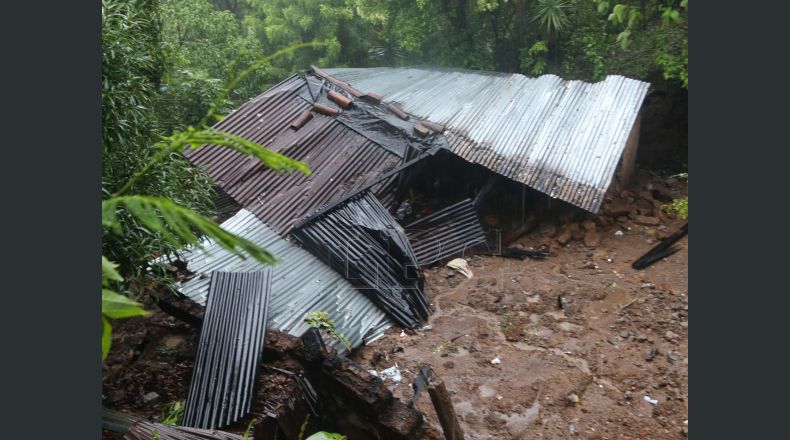 Entre 2019 y 2023 casi se duplicó el porcentaje de hogares salvadoreños expuestos a riesgos como inundaciones, derrumbes o cárcavas.