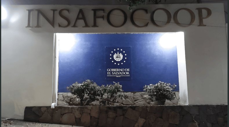 El Insafocoop es el ente actual que regula las cooperativas en El Salvador. La propuesta implica su disolución y distribuir el control de las cooperativas entre diferentes entidades, según su rama.