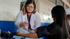 El ISBM brinda atención en salud a los docentes y sus familias./Cortesía ISBM.