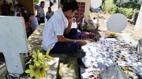 Luis Navarro, de 9 años, y Alejandro Navarro, de 12, fueron sepultados en el cementerio general de Apopa. Foto: LPG / José Cardona