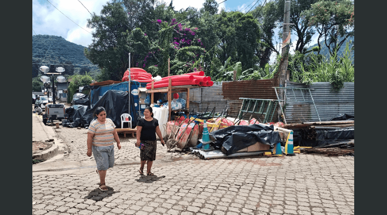 Cortesía. Los contenedores son utilizados por la Dirección  de Obras Municipales como bodegas.