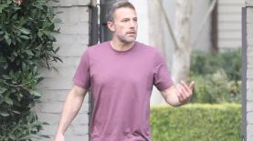 Ben Affleck fue visto en la puerta de un centro de rehabilitación. Foto: Instagram @ben_affleckvibes