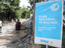 Obra inconclusa.  Habitantes del distrito de Metapán, Santa Ana, piden a la DOM terminar obra. / FOTO LPG, ÓSCAR REYES.