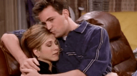 Jennifer Aniston recordó con fotos a Matthew Perry, a un año de su muerte