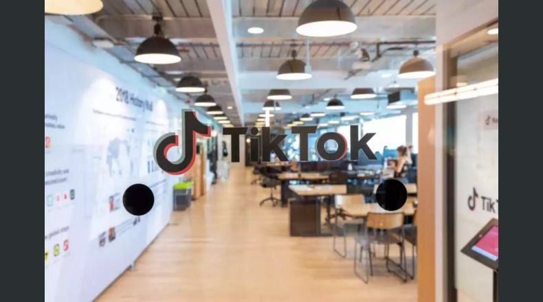 TikTok despide cientos de empleados para impulsar su estrategia de IA