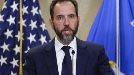 El fiscal especial Jack Smith durante una conferencia de prensa para hablar sobre la acusación al expresidente Donald Trump, el 1 de agosto de 2023, en la sede del Departamento de Justicia, en Washington. (AP Foto/J. Scott Applewhite, Archivo)