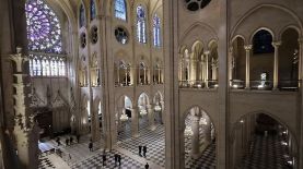 Vista del interior de la catedral de Notre Dame. EFE/Christophe Petit Tesson/Pool.