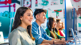 Transformación digital. El uso efectivo de tecnologías emergentes en el aula y el desarrollo de competencias digitales en los docentes y estudiantes es fundamental en el plan estratégico UTEC 2030. LPG/Cortesía.