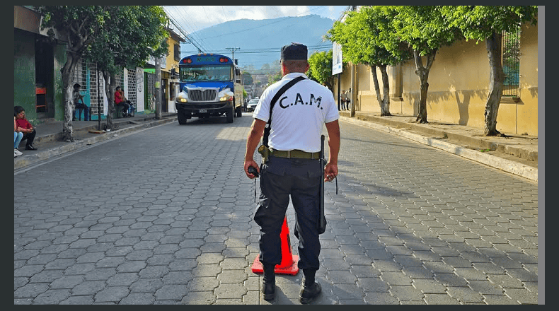 Cortesía. La alcaldía ya está ejecutando  acciones para liberar las calles de la ciudad y evitar  el congestionamiento vehicular.