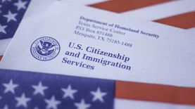 En qué consiste la regla de los 4 años y un día de Uscis. Foto: iStock