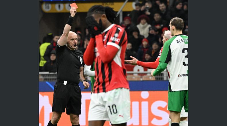 El Milán queda eliminado de la Champions tras perder la serie contra Feyenoord