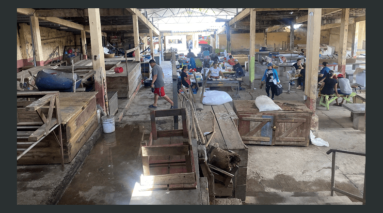 Foto LPG/Archivo. Pobladores y comerciantes coinciden en que el mercado se encuentra en mal estado.