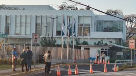 Hospital Chivo Pets amaneció cerrado este domingo 9 de marzo. Foto LPG- Francisco Alemán.