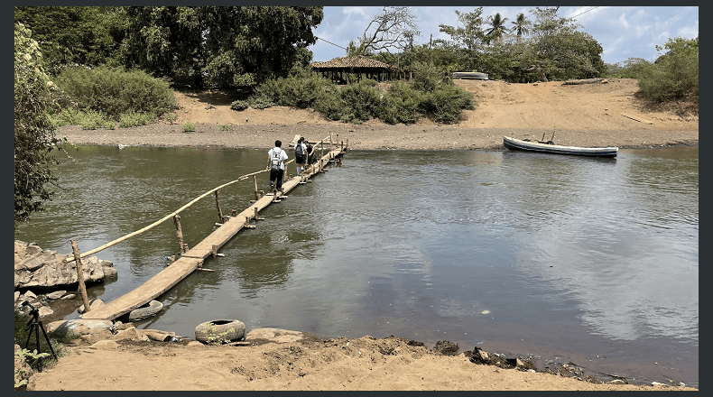 Fotos LPG/Maynor Lovo. No tener puente también perjudica la economía del sector, ya que la mayoría de habitantes se dedican a la agricultura.