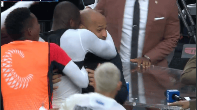 Video: Waterman anotó el gol de la victoria para Panamá ante Estados Unidos y lo celebró con Thierry Henry