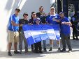 Muchos aficionados ya se encuentran en los alrededores del estadio nacional. Foto LPG/ Luis Martínez