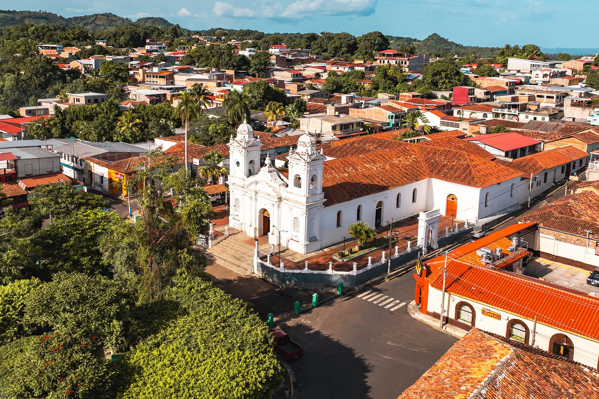 Ilobasco es conocido como el corazón artesanal del país. Foto: El Salvador Travel 