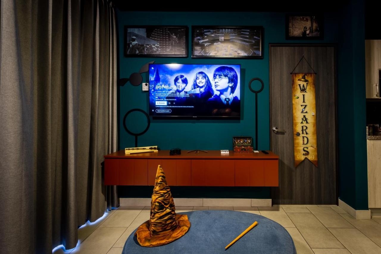  Sala del apartamento temático de Harry Potter. Foto: Las Torres A&M.